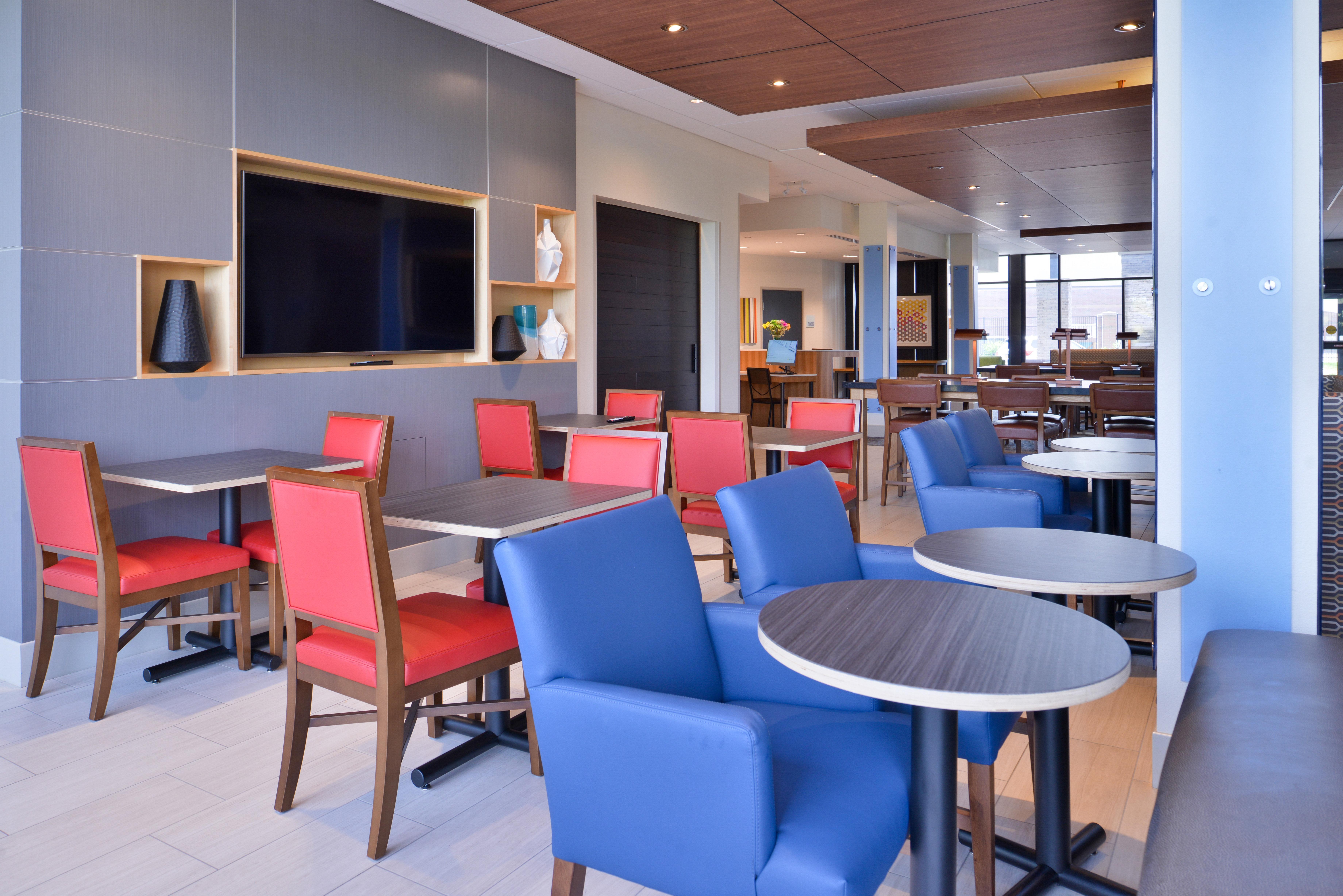 Holiday Inn Express & Suites - Olathe West By Ihg Exteriör bild