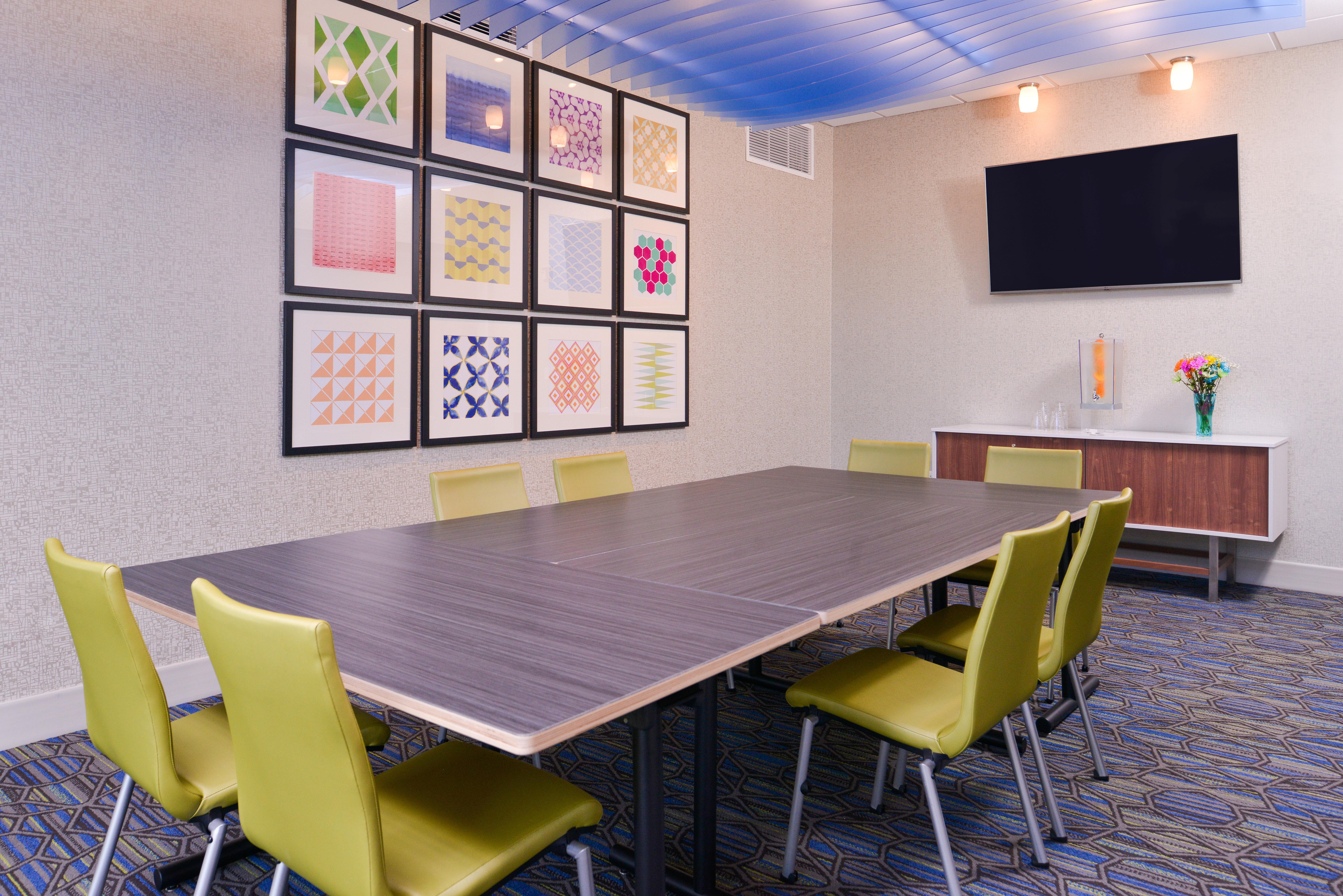 Holiday Inn Express & Suites - Olathe West By Ihg Exteriör bild